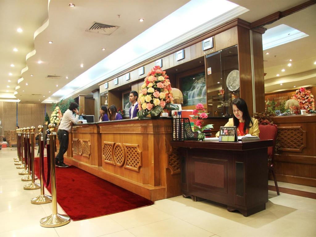Excel Treasure Hotel Yangon Exterior photo