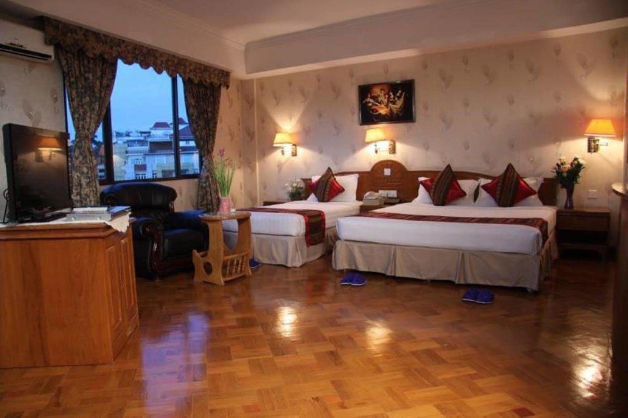 Excel Treasure Hotel Yangon Exterior photo