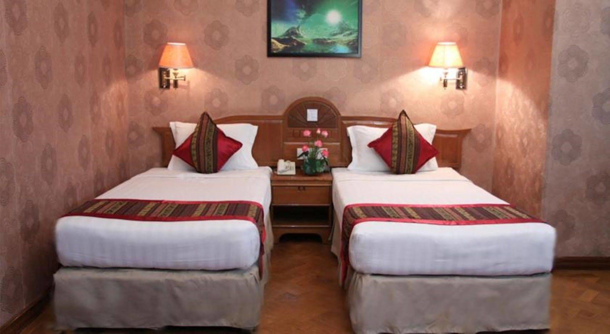 Excel Treasure Hotel Yangon Exterior photo